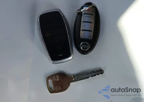 2013 Nissan Sentra Sr z USA, uszkodzony, nr VIN 3N1AB7AP0DL780466